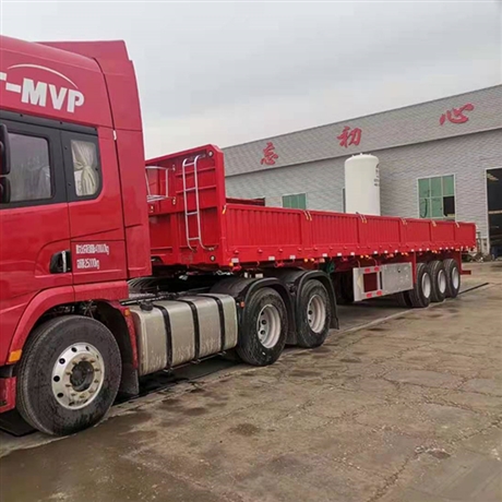 轻体设计 2.55米宽栏板半挂车 鹅颈式栏板半挂车厂家直供
