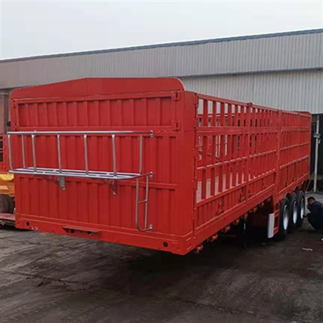 新政策下 13米对开门高栏半挂车 升级换代市场加速