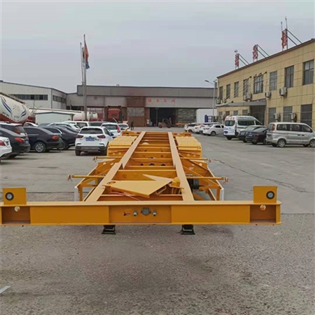 气囊桥三桥骨架集装箱半挂车 安全不负众望