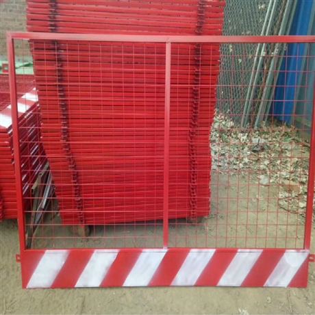 深圳道路施工護(hù)欄，基坑護(hù)欄，防護(hù)鐵馬，塑料護(hù)欄