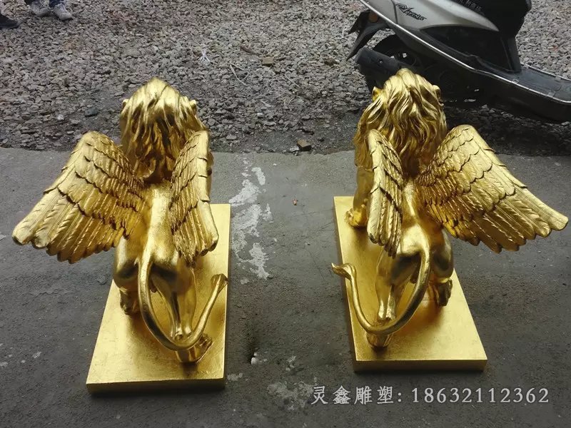 飞狮动物校园铜雕