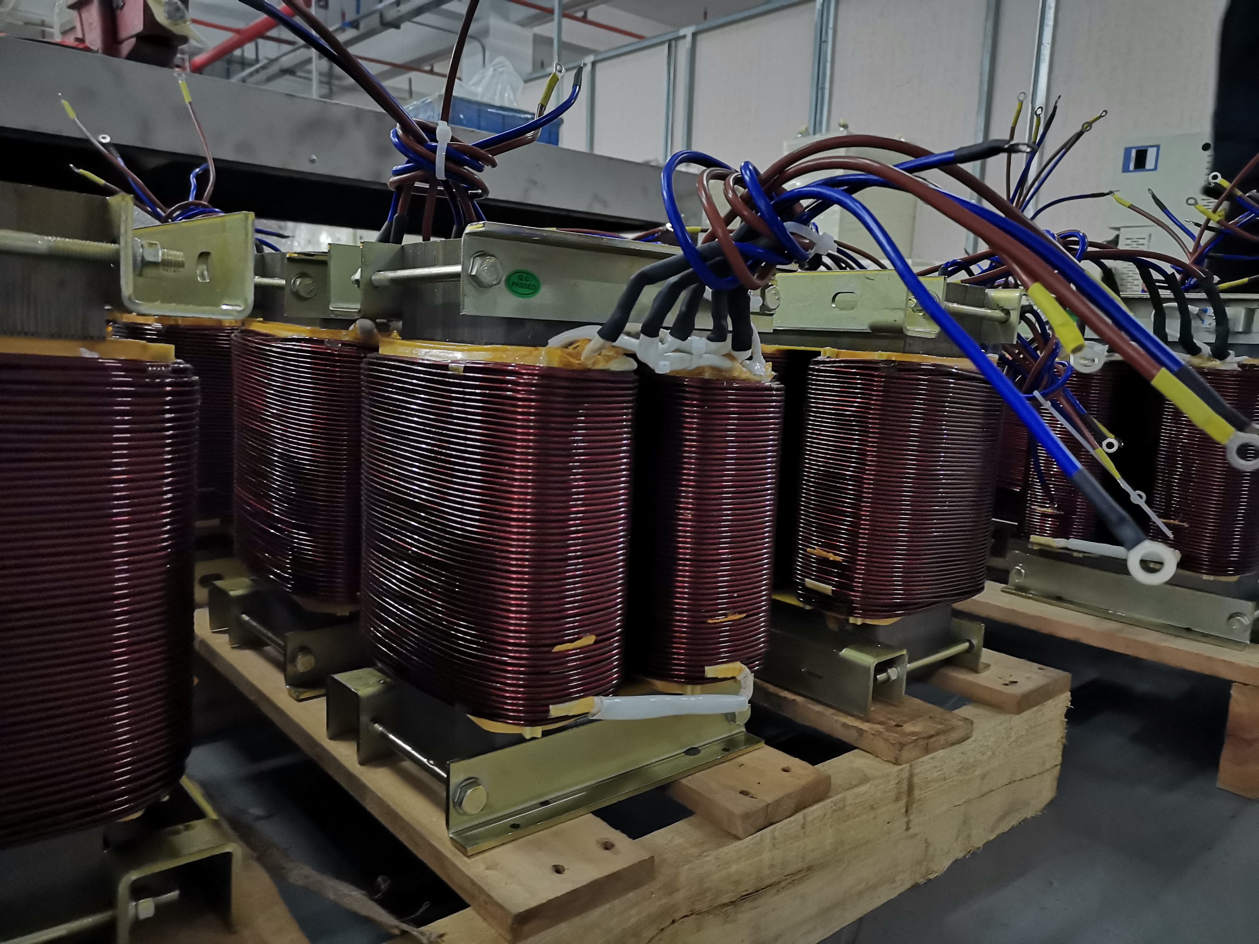 厂家供应单相干式隔离变压器卧式变压器6kw