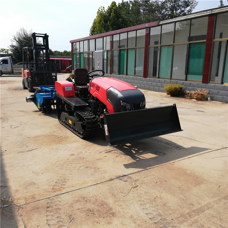 多地形链轨式拖拉机四缸开荒犁地松土机风送式打药机配件