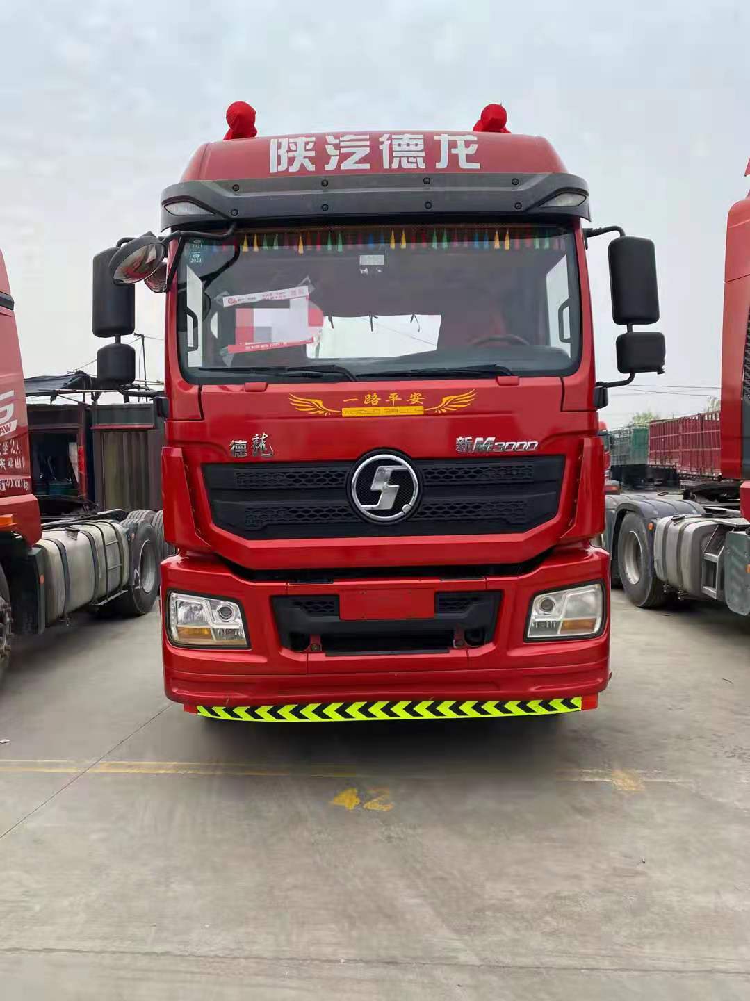 公司出售批辆二手牵引车头陕汽德龙新m3000潍柴发动机460马力可过户可