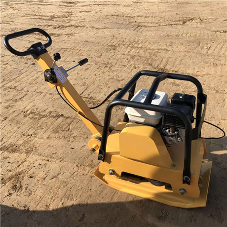 汽油柴油地基夯实机振动平板夯打夯机