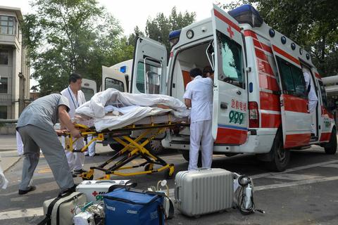 急救车视频120 b_5542574202104081022325192.jpg