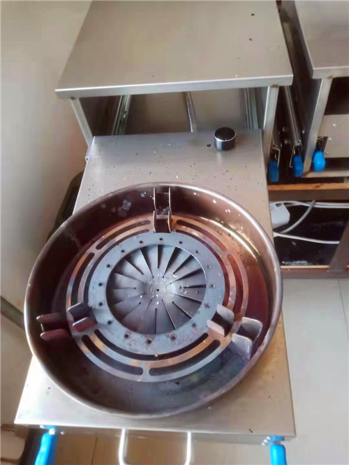 柴油灶房车大通v80房车