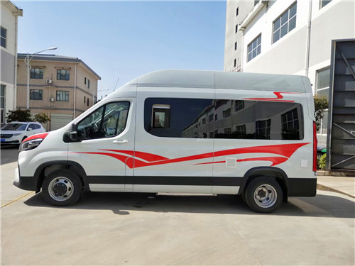 随州房车小型商旅两用房车