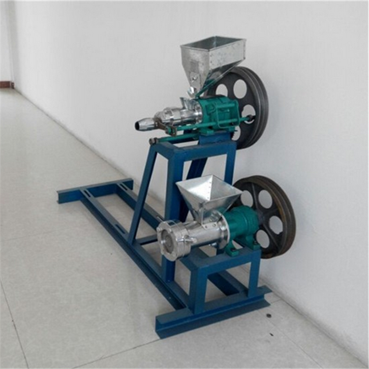 玉米大米膨化机养猪场饲料膨化机宠物饲料膨化机