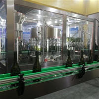 灌装机包装机械设备 灌装机三合一一体式机械 生产线厂家批发