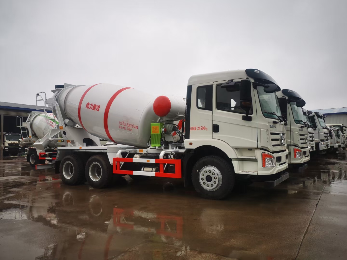 华一9方三桥国六搅拌车价格一览表