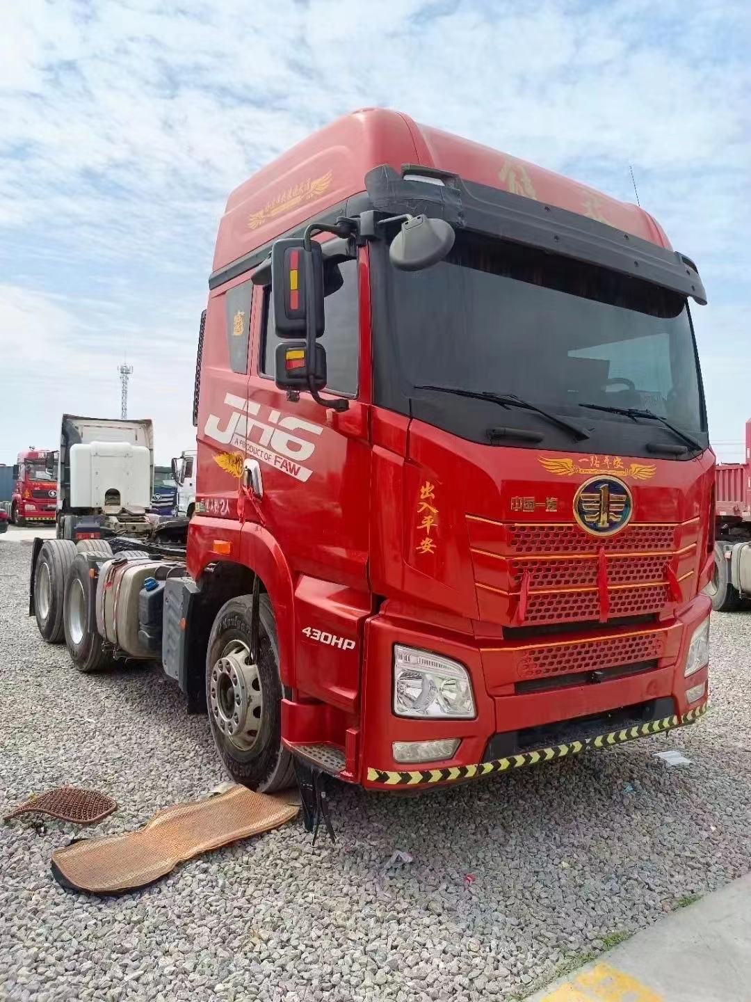 二手车解放牵引车jh619年5月430马力国五潍柴双驱轻体支持分期