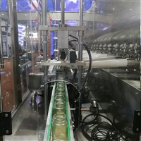 全自动定量葡萄酒灌装机 高速料酒灌装机 厂家供应商液体灌装机