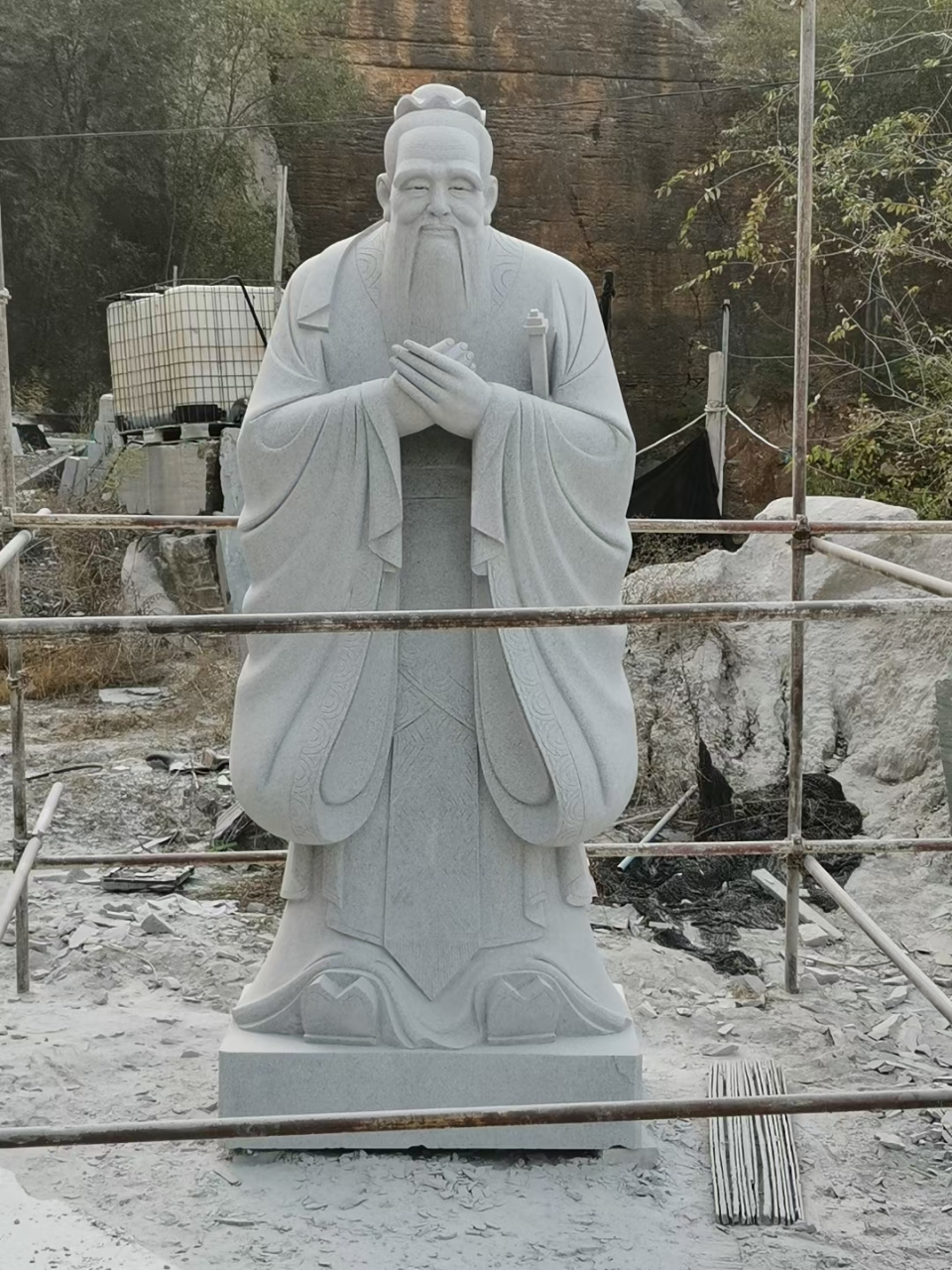 孔子像石雕制作厂家嘉祥海鑫