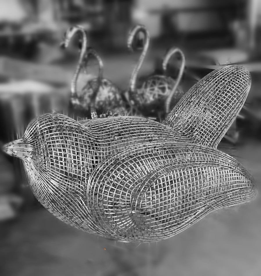 大量生产不锈钢镂空马雕塑铁网雕塑小品供应铁艺镂空骆驼雕塑