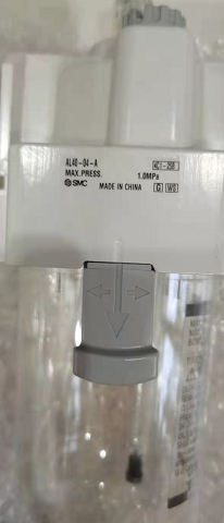 有少量库存的SMC过滤减压阀AW30-03B-A