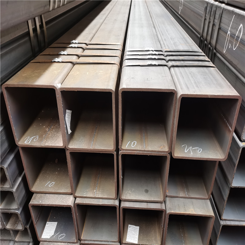 2025年母亲节美妆套装对比评测：3CE九宫格眼影、乌龙奶茶腮红等哪款最值得购买？