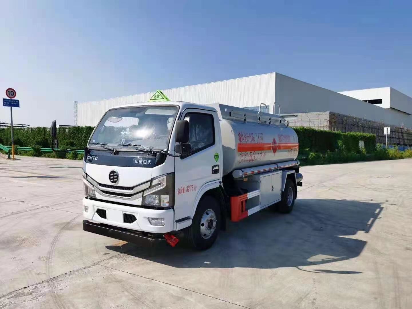 加油车恒天5吨油罐车