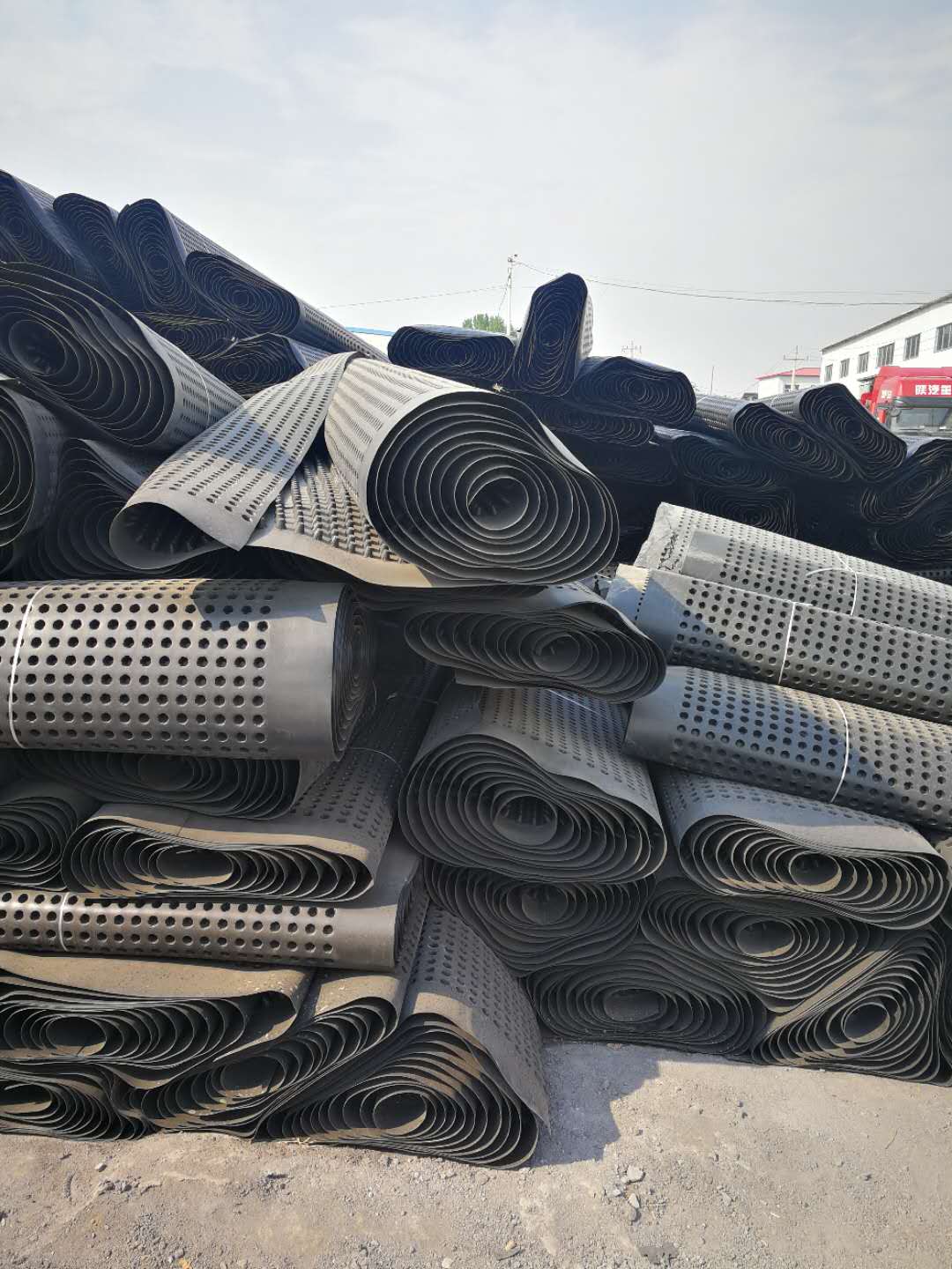 钜宏排蓄水板20高周口指导施工高分子防护排水异形片生产厂家