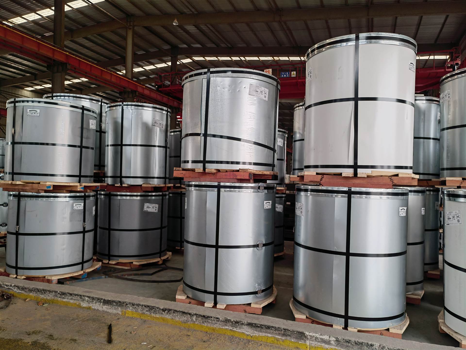 宝武彩涂卷/宝钢黄石彩涂卷为钢结构产品