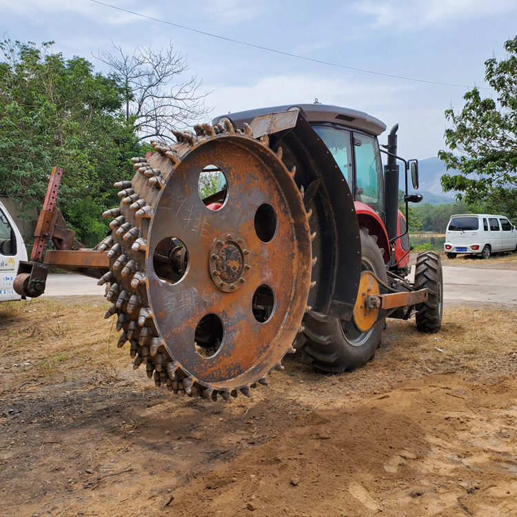 油气管道开沟机明茂mj170大型四轮拖拉机带转盘式开沟器高速路护坡