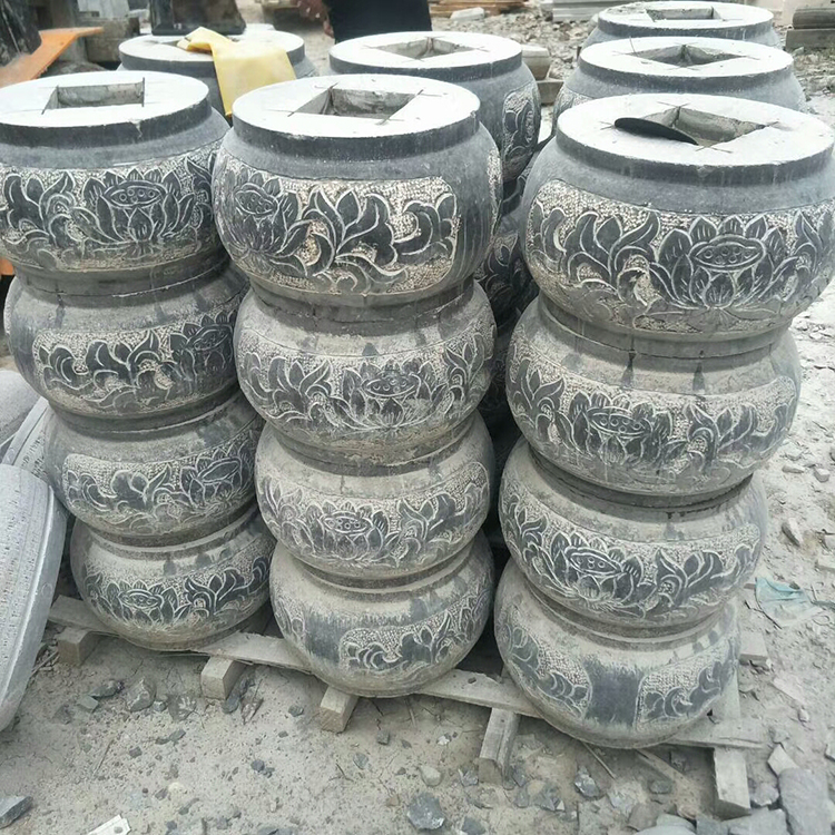 青石圆雕柱墩制作青石柱墩石艺博石雕柱顶石定做石柱墩价格