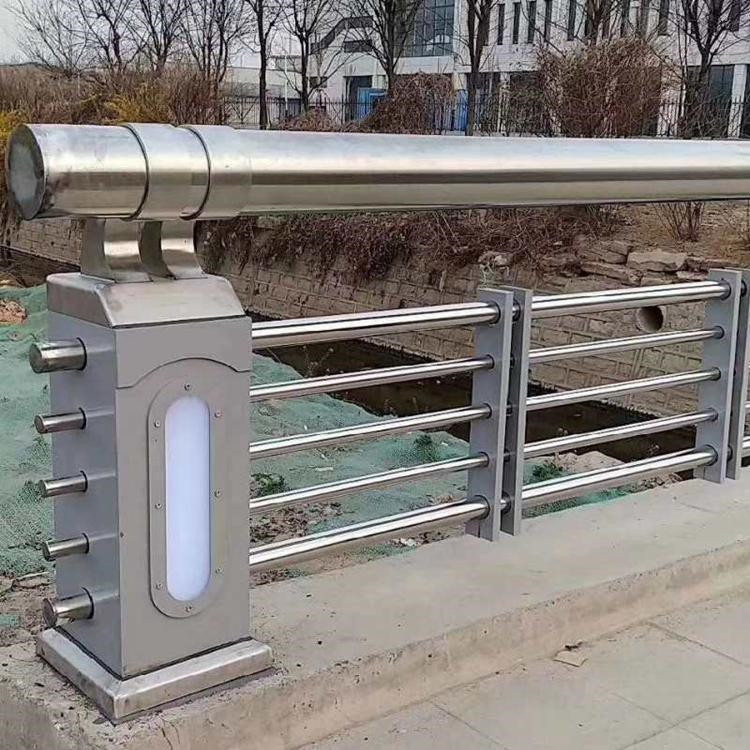 户外不锈钢护栏 防撞灯光护栏 不锈钢复合管桥梁护栏