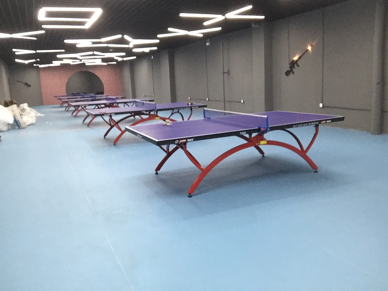 济南塑胶地板济南羽毛球地胶运动塑胶地板防滑塑胶地板