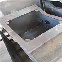 海晨供应 防撞镀锌接线箱 桥梁护栏接线箱 0.5mm厚 路灯接线箱厂家