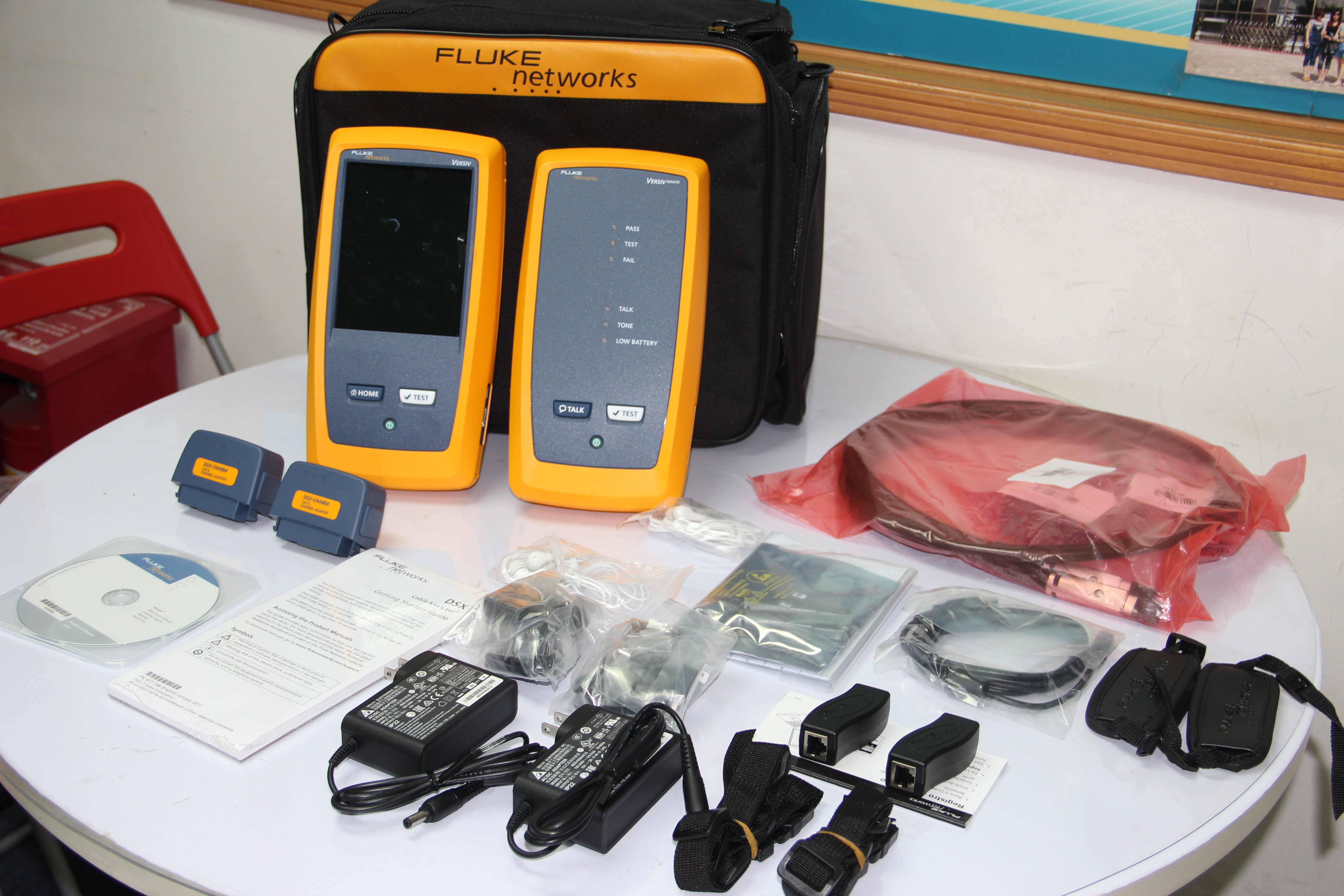 fluke八类电缆测试仪dsx28000