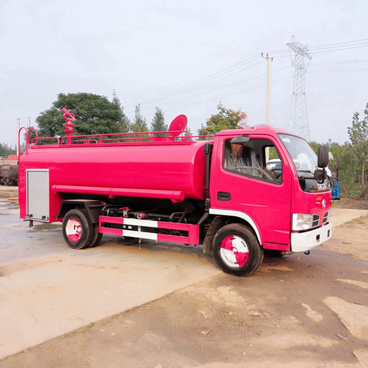 3方5方消防车 全封闭式水罐消防车 应急消防车厂家 定制