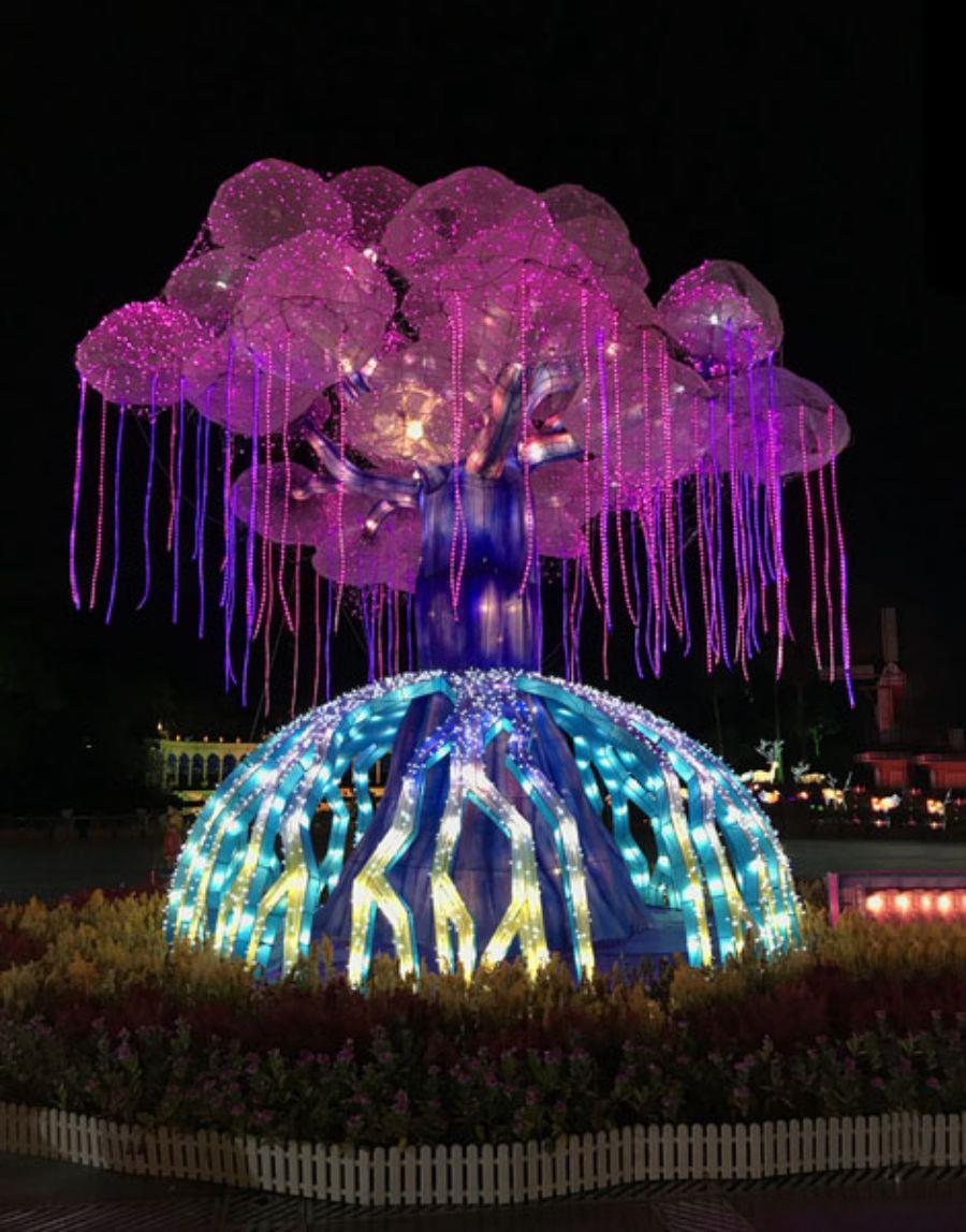 七彩发光互动生命树厂家景区大型游乐设备互动装置