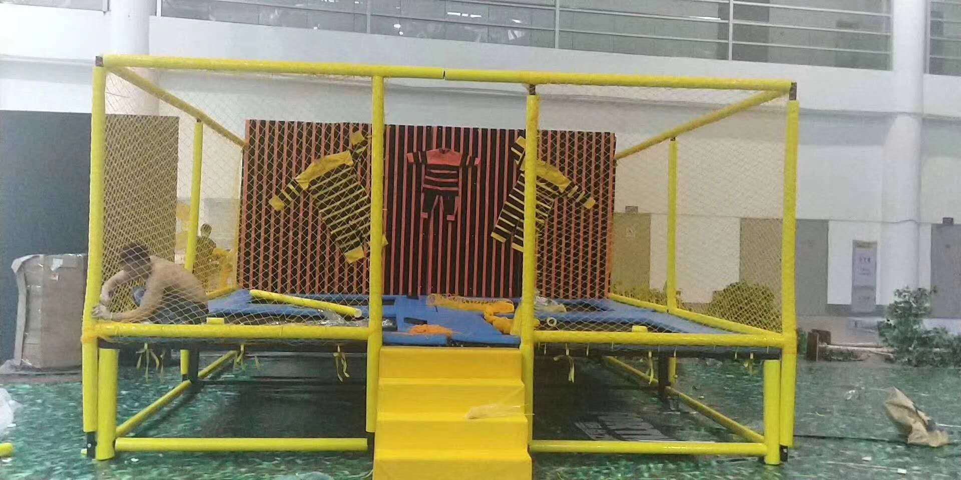 粘粘乐蹦床出租超级大蹦床租赁厂家