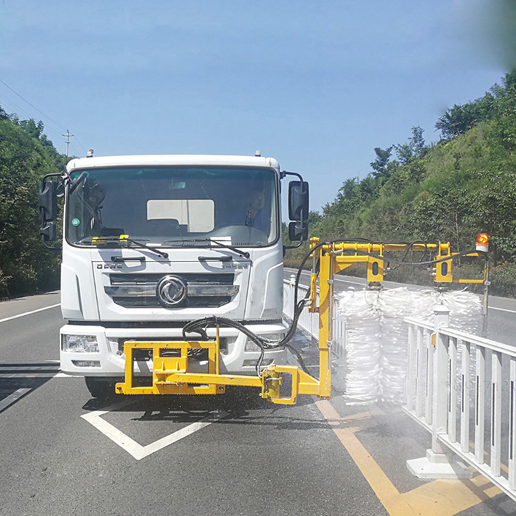 护栏清洁机 城市护栏清洗车 交通护栏清洗车原厂直供