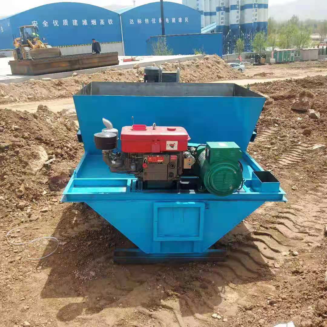 水利工程建设水沟滑模机现场施工成型渠道衬砌机水渠成型机