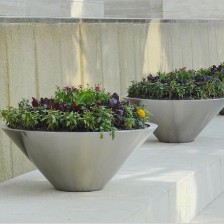 厂家供应园林不锈钢落地花箱不锈钢异形定制加工镜面圆桶花盆