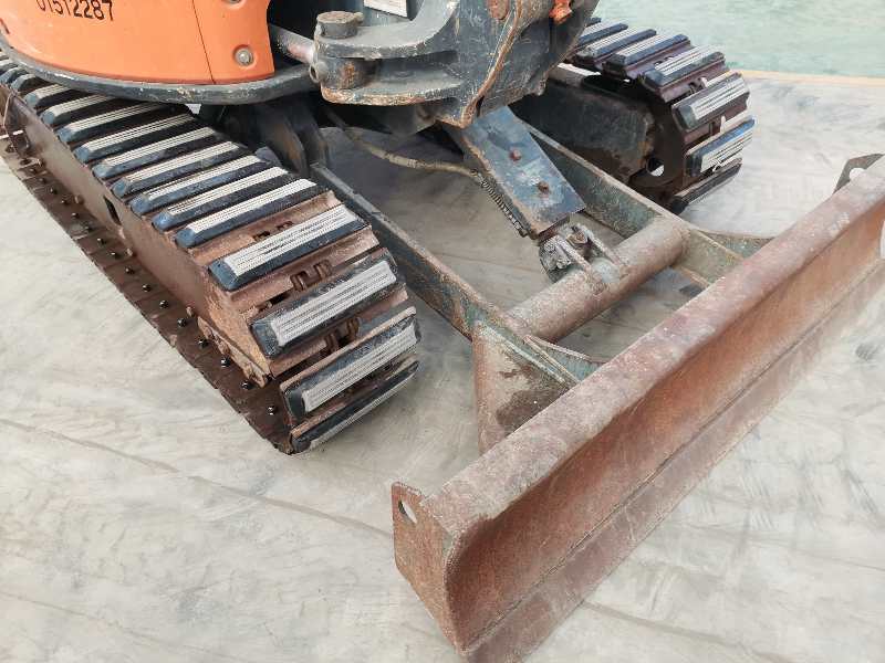 手续齐全,真车实表,国内无使用记录, 遮阳棚 ,钢履带 橡胶块 带炮路管