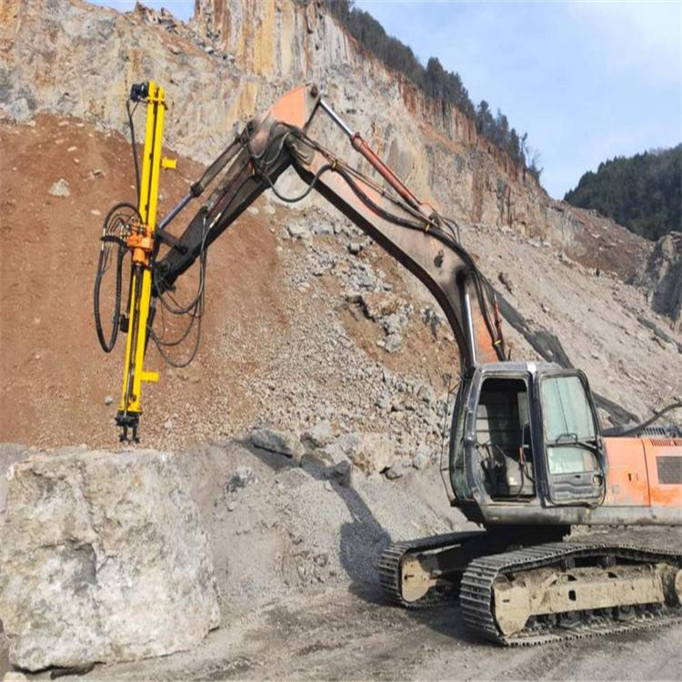 爆破混凝土机械设备万泽愚公山西太原劈裂机静态爆破设备石材开采作业