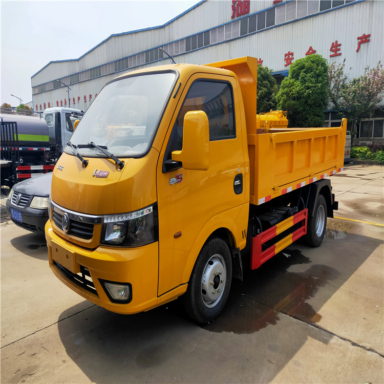 东风牌3立方干粪运输车 无滴漏收运脱水粪污车 有机肥运输车