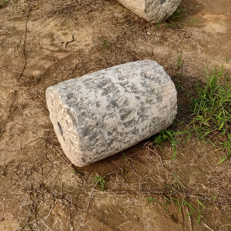 老青石磙刻字石磙旧石器 青石老石磙