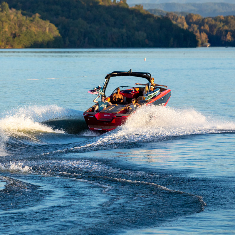 造浪艇游艇价格axismalibu拿铁马里布supreme造浪艇