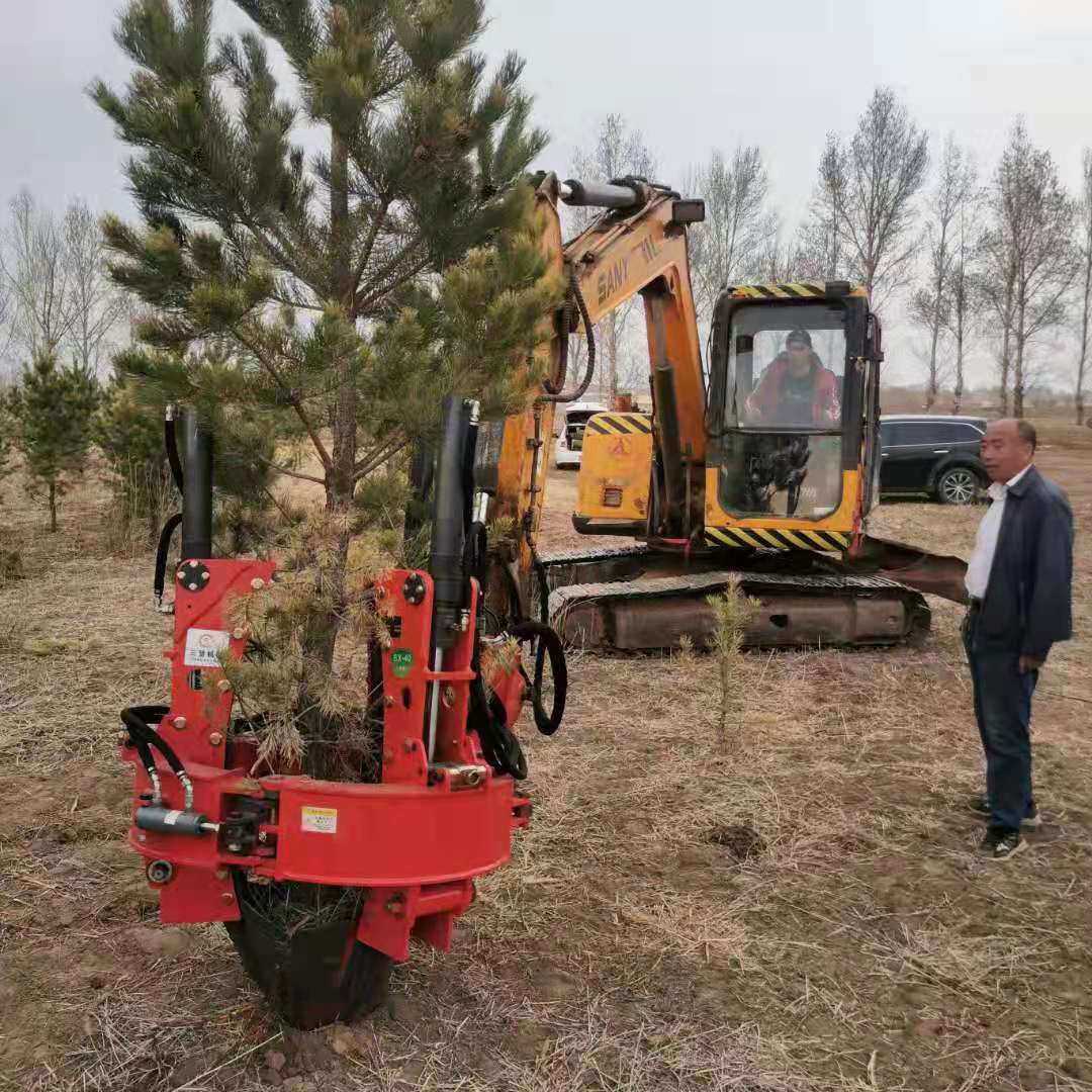 徐州三賢機械科技有限公司供應四瓣式挖樹機,四瓣式移樹機,滑移機移樹