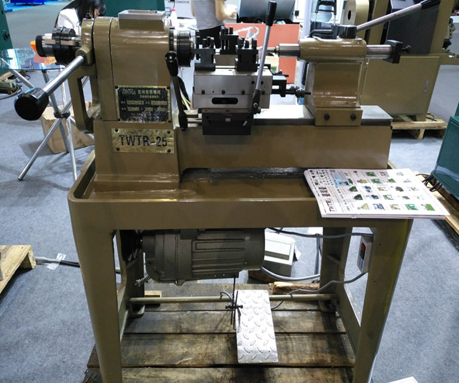 台湾台荣高精密桌上仪表车床