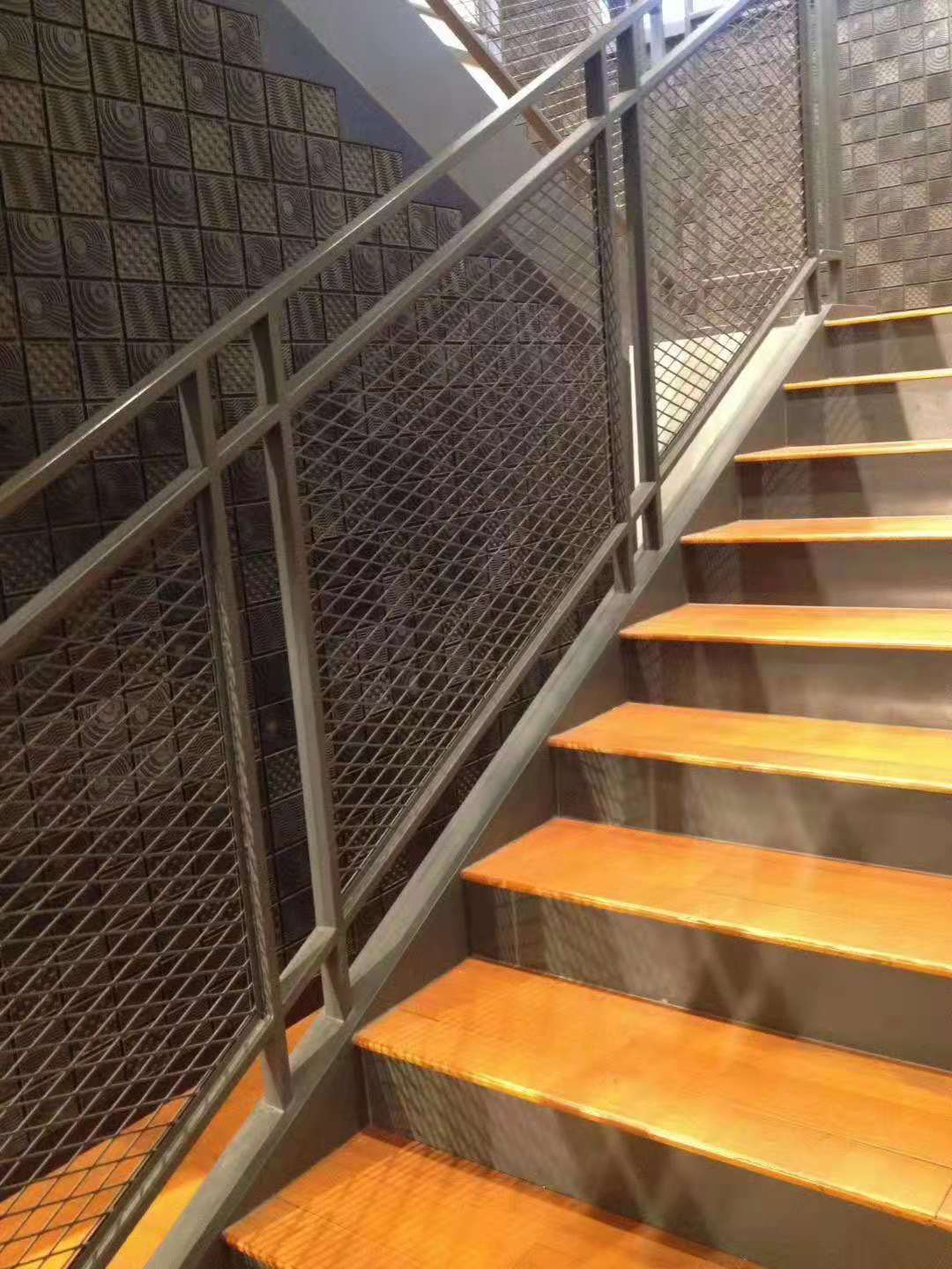 楼梯踩踏防护网a临汾楼梯踩踏防护网a楼梯踩踏防护网厂家批发