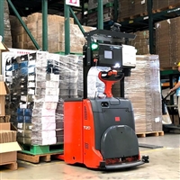 自动叉车货架 自动化仓库