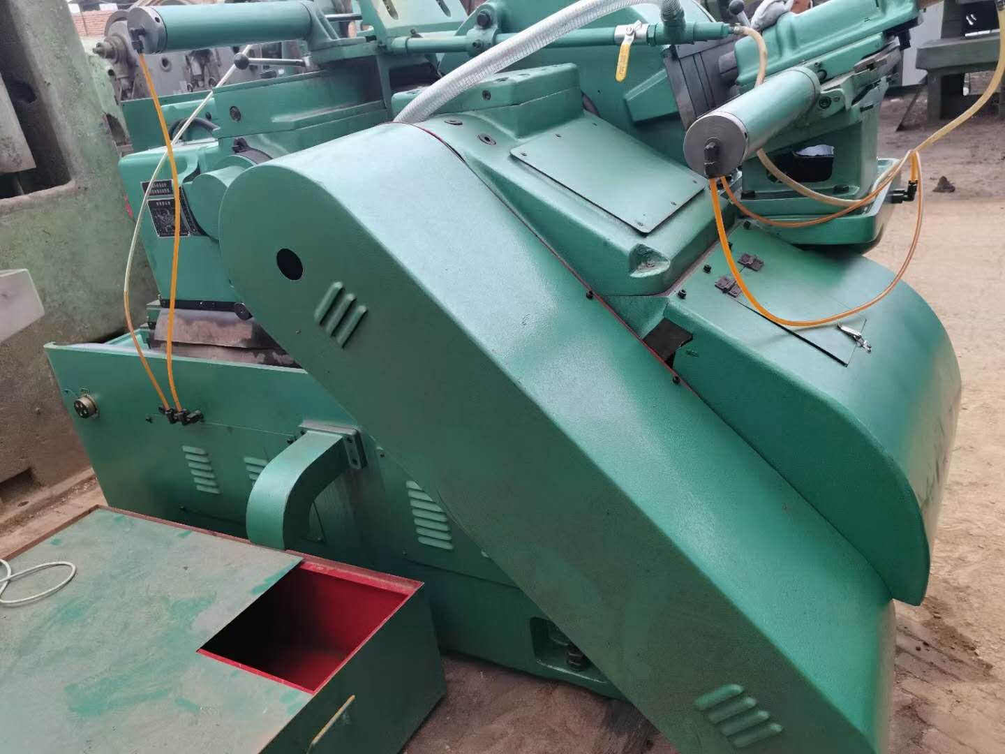 机械厂急售二手险峰mt1083a无心磨二手无心磨