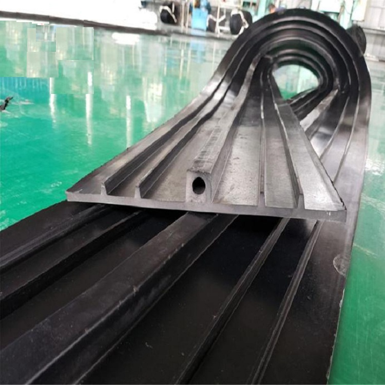 结构缝背贴排水式止水带 350宽外贴式止水带施工规范