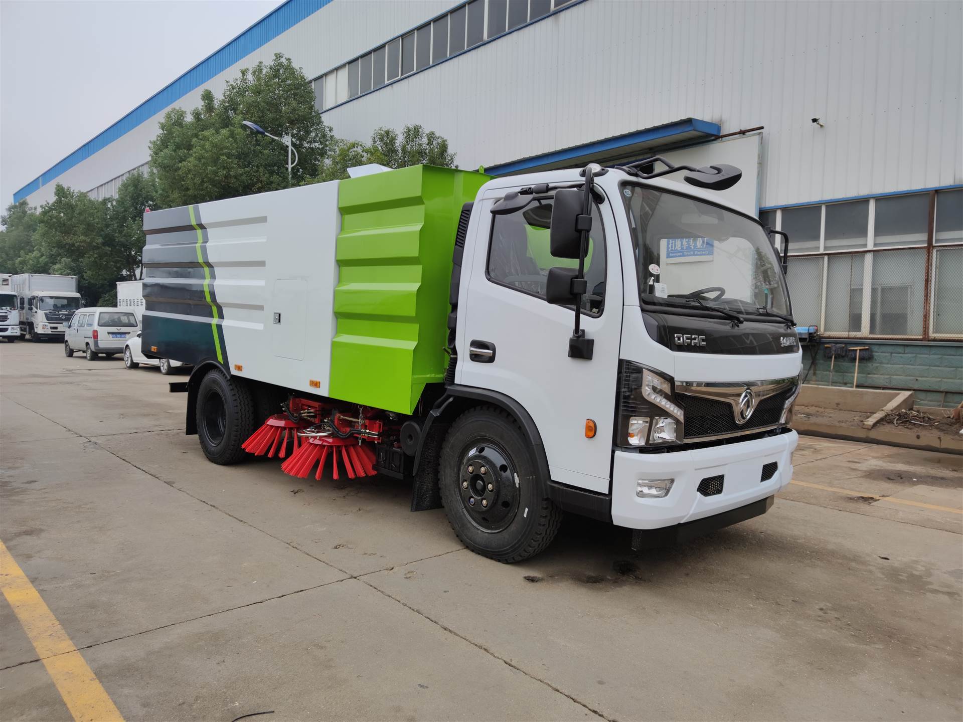 10方東風垃圾清掃車生產廠家