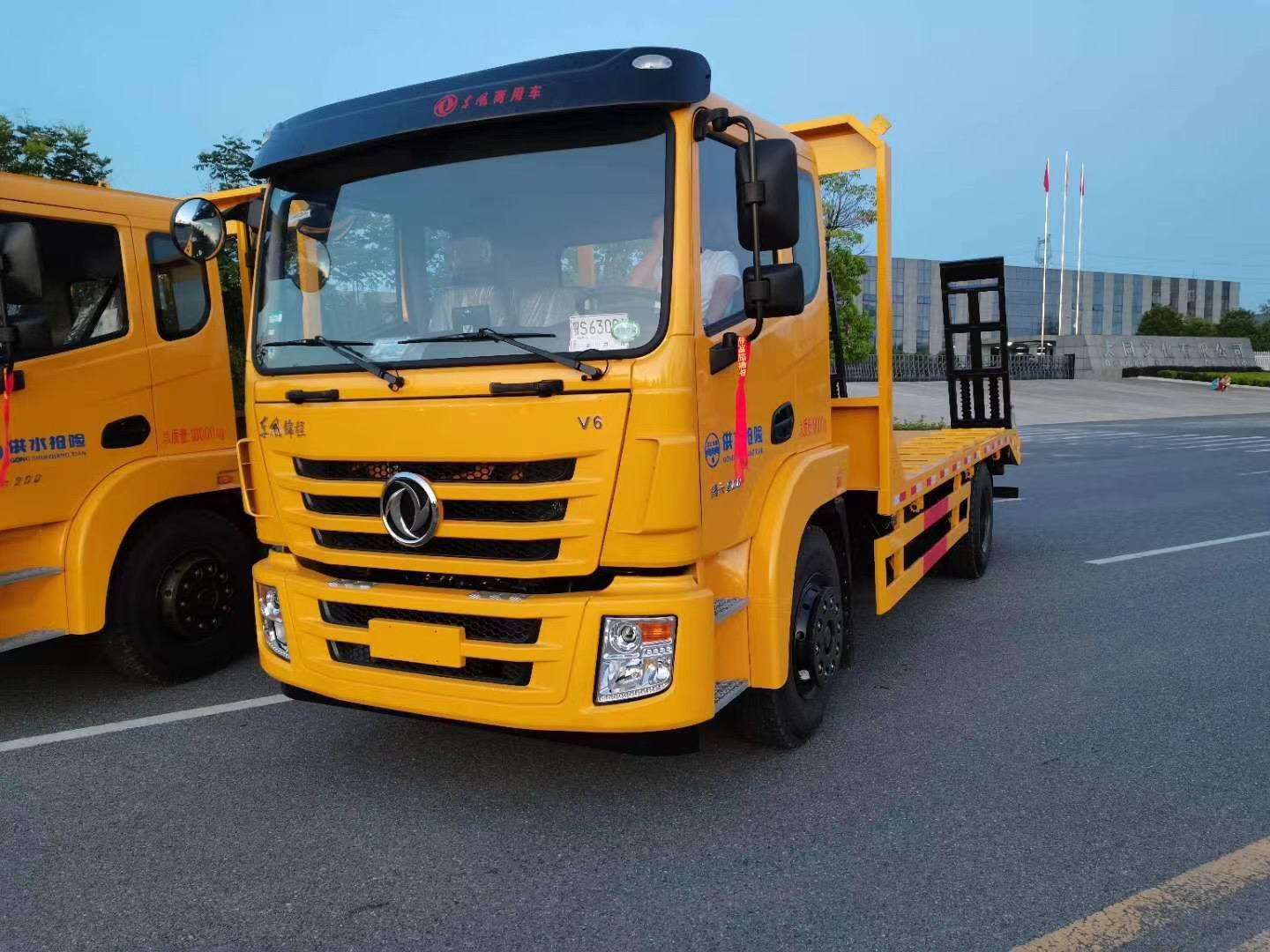 东风锦程平板运输车价格 程力单桥平板运输车厂家 全国可送车