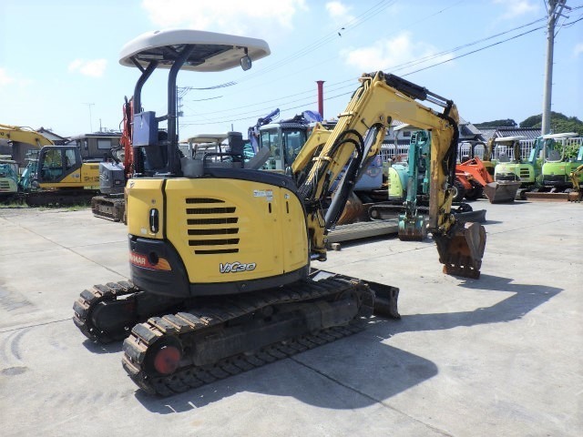 淮北原装洋马二手挖掘机 便宜的二手微型小挖机